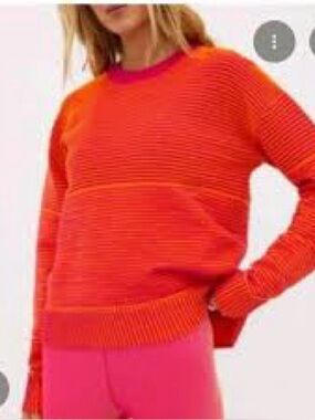 Beach Riot Occulus Sweater in the Sunset Two-Tone Rib colorway Size Small